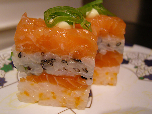 oshizushi_salmone.jpg